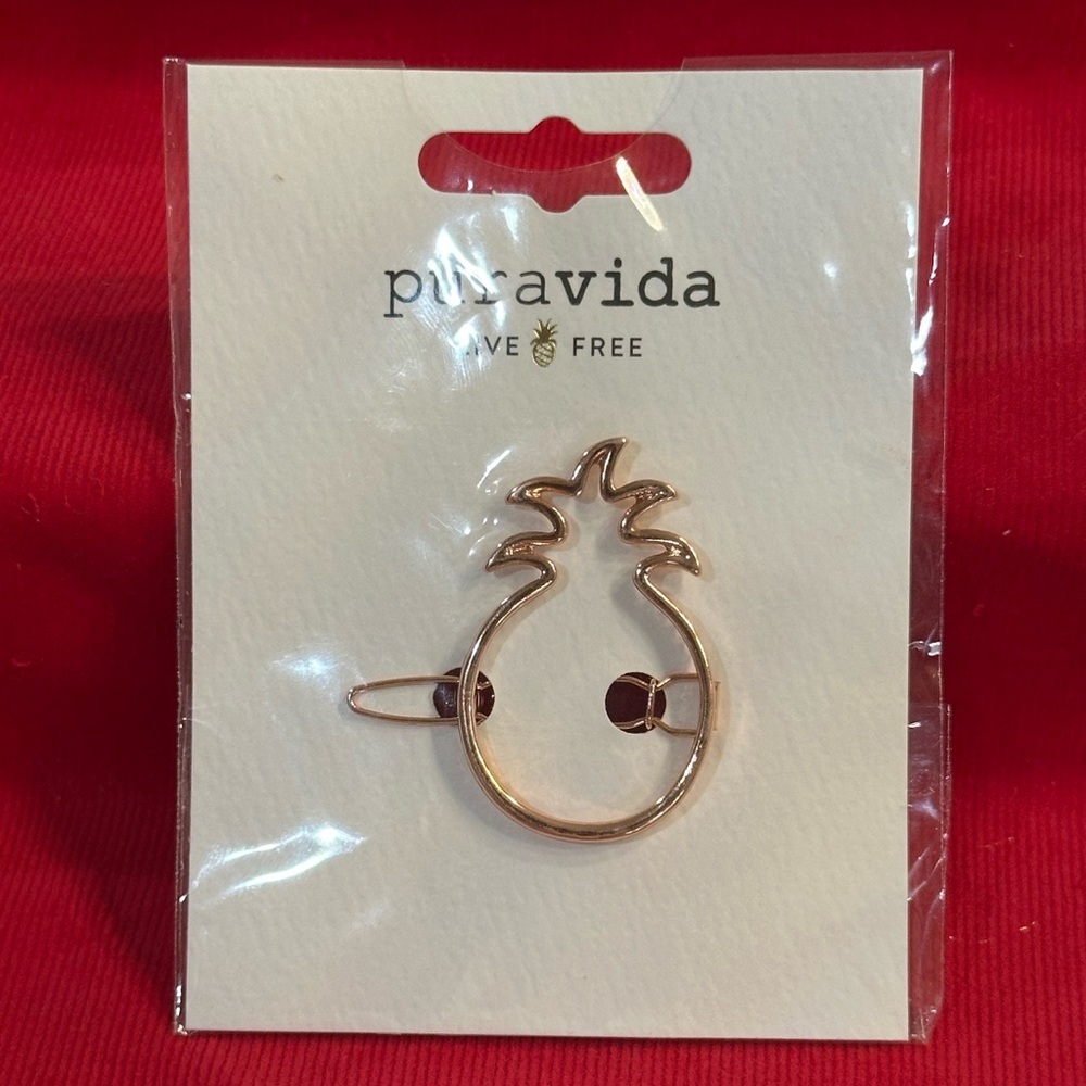 NWT. Pura Vida Pineapple Hair Clip in Rose Gold